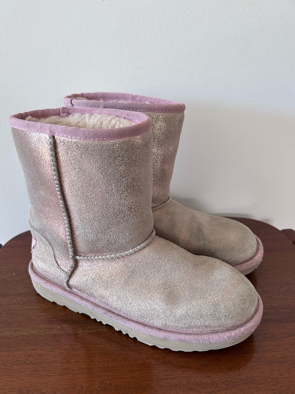 UGG Rose Gold Classic Boot | US 4 | EU 36 - Picture 3 of 9